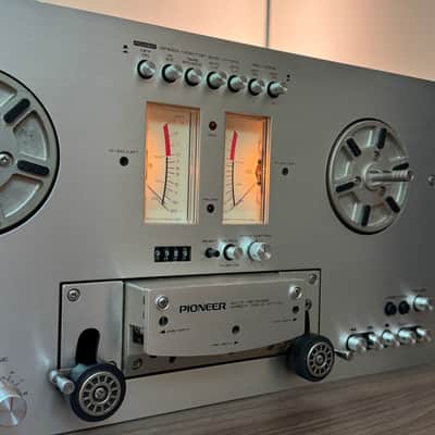 Pioneer RT-707 4-Track Stereo Reel-to-Reel Tape Deck 1977 - 1984 - Silver image 3