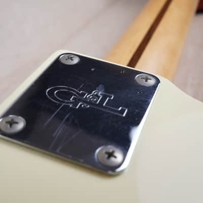 G&L Tribute Series SB-2 Bass MIJ 2000 Vintage White Made in Japan w/ Bag image 16