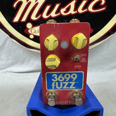 Danelectro 3699 Fuzz Pedal image 2