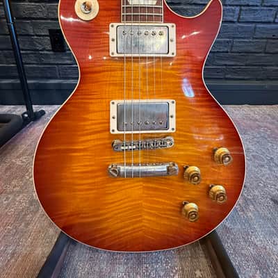 GIBSON CUSTOM SHOP 60TH ANNIVERSARY 1959 LES PAUL STANDARD REISSUE MADE 2 MEASURE BOTB PG 94 BURST image 3