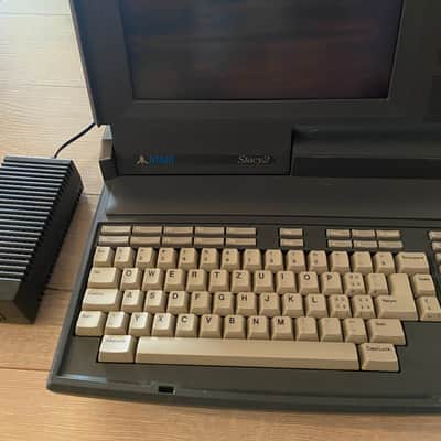 Atari stacy 1989 image 11