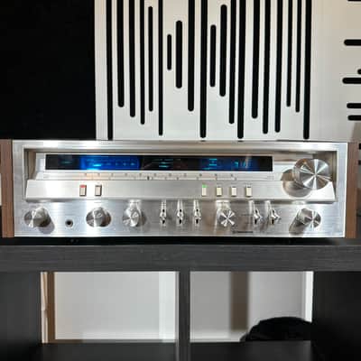 Pioneer SX-3700 45-Watt Stereo Solid-State Receiver 1980 - 1981 - Silver image 2