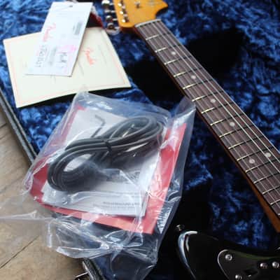 FENDER "Limited Edition Johnny Marr Signature Special Jaguar" HARDCASE, 3, 99 KG image 14