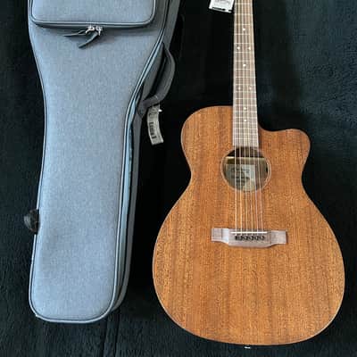 Martin  000C-10E Special Cutaway AC/EL -Satin Sapele 4lbs. 7.4oz #2865071 w/Gigbag image 2