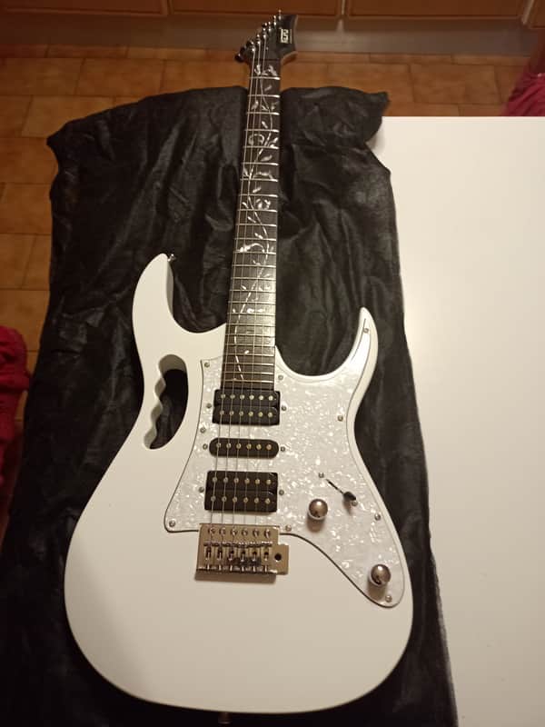 Kepo - JEM style Tree Of Life - electric guitar image 1