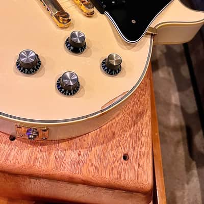 1991 Orville LPC-75 Les Paul Custom image 4