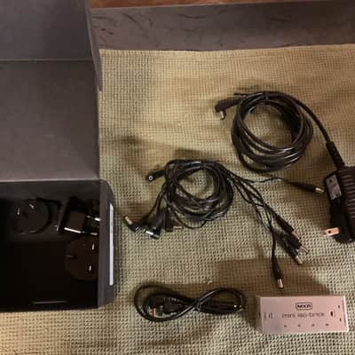 MXR M239 Mini Iso-Brick Power Supply 2018 - Present - Silver image 3
