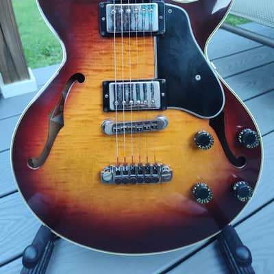 Gibson Howard Roberts Fusion 1983 Sunburst - 100% original image 2