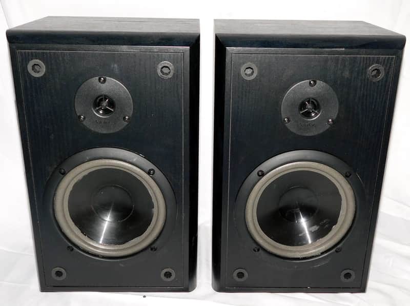Infinity SS 2002 vintage stereo speakers with new foam image 1