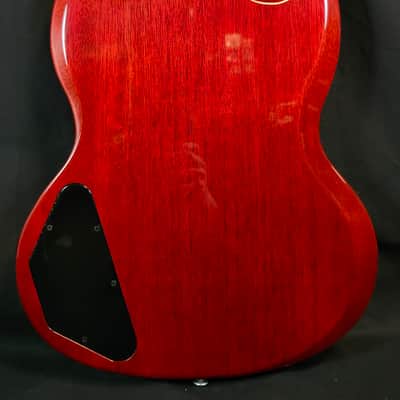 Gibson SG Standard Bass Guitar, Heritage Cherry W/Case image 15