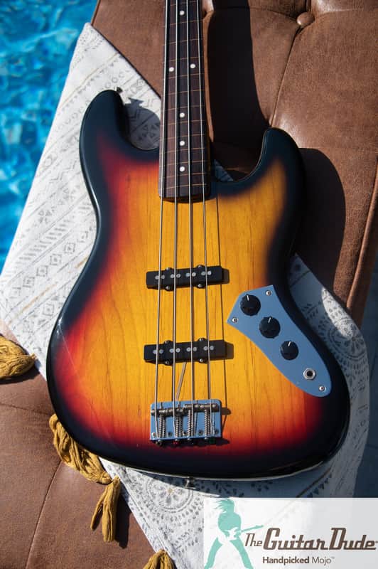 1999 Fender JB62-77FL - Jaco Pastorius Fretless Jazz Bass | Reverb