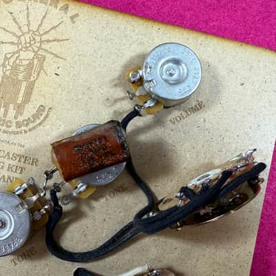 General Vintage Tone for Stratocaster ®️ Left handed Prewired harness electronics 1954 to 1958 5 way Control Lefty image 2