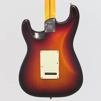 Fender American Ultra Stratocaster USA Electric Guitar 2024 - Ultraburst image 4