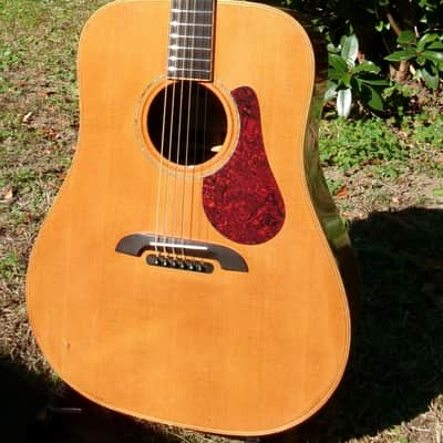 2002 Alvarez Yairi Masterworks DY-200 Guitar, All solid body, Lacquer Finish,piezo PU+Yairi Hard Case and lot's of extras image 2