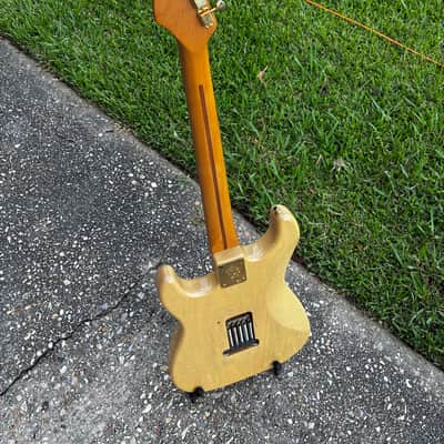 Fender Deluxe Player Stratocaster with Seymour Duncan pickups Blond ash image 6