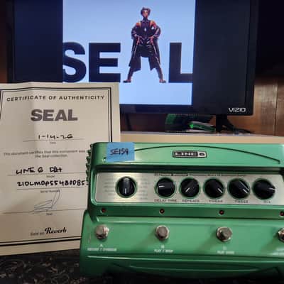 * Artist Owned!!! Line 6 DL4 Delay Modeler 1999 - 2021 - Green image 1