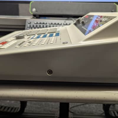 Akai MPC 60 II 1994 MIDI Sequencer & Sampler OS3.10 + OS2.12 - Grey image 4