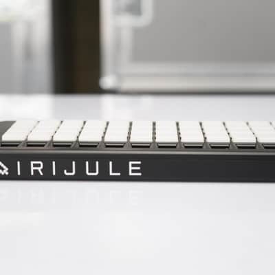 Irijule Theoryboard THY333 USB Controller w/ Slip Cover #57609 image 11