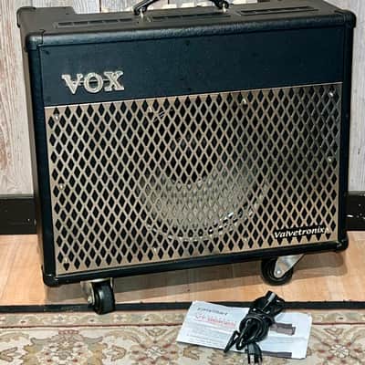 Vox VT50 Valvetronix Guitar Combo Amplifier (50 Watts, 1x12") image 7