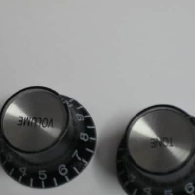 new open package (with packaging)  A+ genuine Gibson knobs: 1 VOLUME & 1 TONE PRMK-010, Top Hat with Silver Reflector (other 2 knobs NOT included) PRMK010 image 18