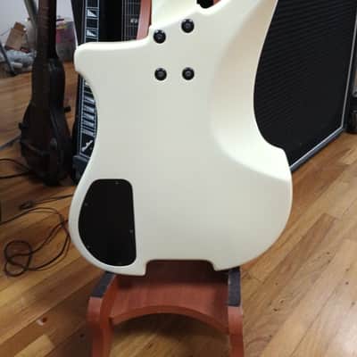 Bass Collection (Kubicki X Factor Japan Prototype) - White 1990s image 5