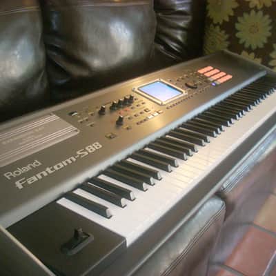 Roland Fantom S88 s 88 + Super Clean  + Fast Safe Shipping