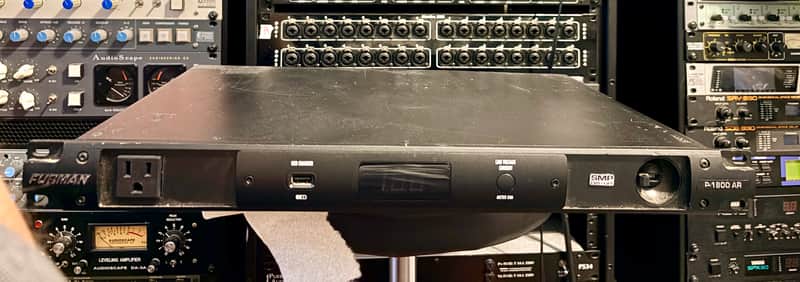 Furman P-1800 AR Prestige Series Voltage Regulator/Power Conditioner
