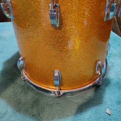 Ludwig 13"(Diameter)x12"(Depth) Rack Tom 1970's - Gold Sparkle image 6