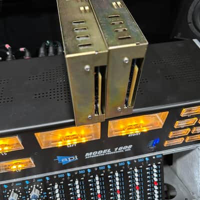 API 560 Graphic EQ Matched Serial Pair image 3