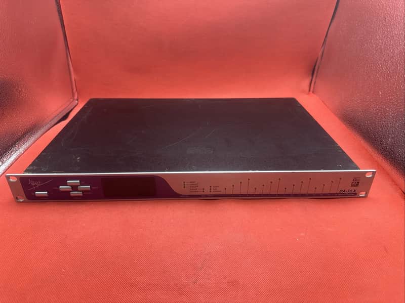 Apogee DA-16X 16-Channel 192kHz Reference D/A Converter 2000s - Silver image 1