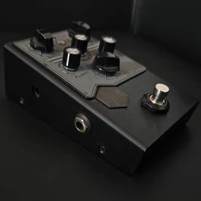 Beetronics Swarm Royal Series Fuzz - Blackbee Edition Custom Shop image 3