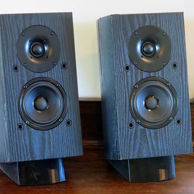 Pioneer SP-BS22-LR 2-Way Bookshelf Speakers by Andrew Jones image 10