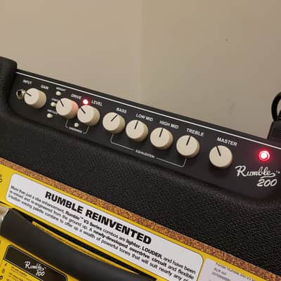 Fender Rumble 200 - 200 watt Combo Bass Guitar Amp image 4