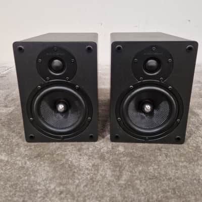 Pair OF Cambridge Audio S30 Speakers - Compact Bookshelf Design - Excellent image 2