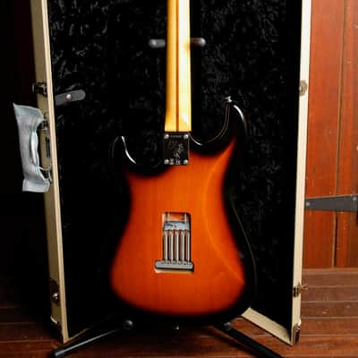 Fender Eric Johnson Signature Stratocaster Thinline Electric Guitar 2018 Pre-Owned image 13