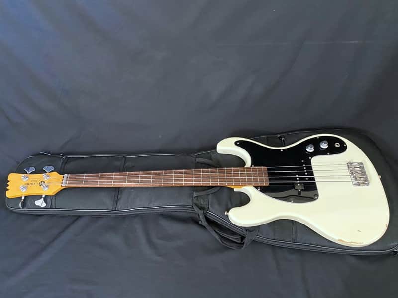 2000s Mosrite Mark II Bass in great condition RAMONES | Reverb