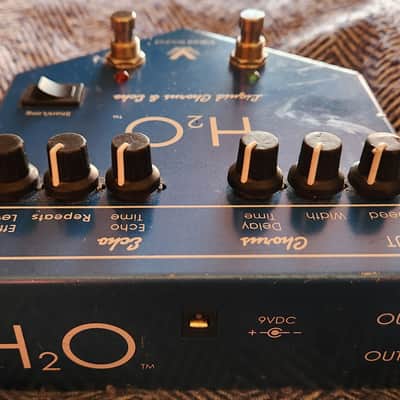 Visual Sound H20 Liquid Chorus & Echo Dual Mono Delay 2000s USA image 8