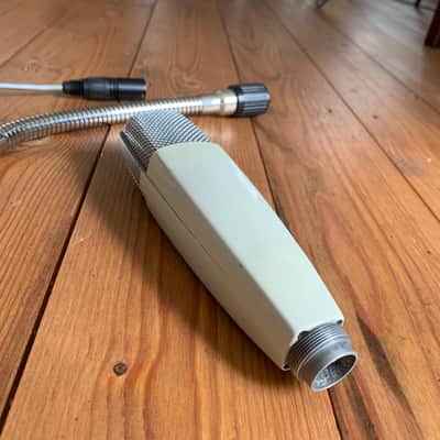 Sennheiser MD 421-2 Cardioid Vintage Dynamic Microphone 1960s - 1970s - White image 7