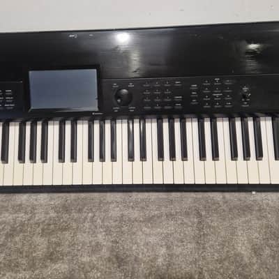 Korg Krome 88 - Digital Piano/Workstation - 88-Key - Dark Metallic - Good w/ Soft Case, Power Supply image 11