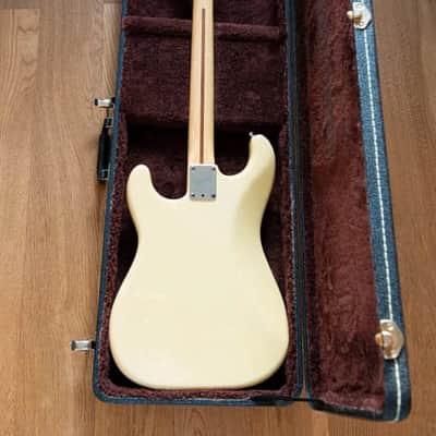 1983 FENDER STRATOCASTER DAN SMITH BODY USA image 2