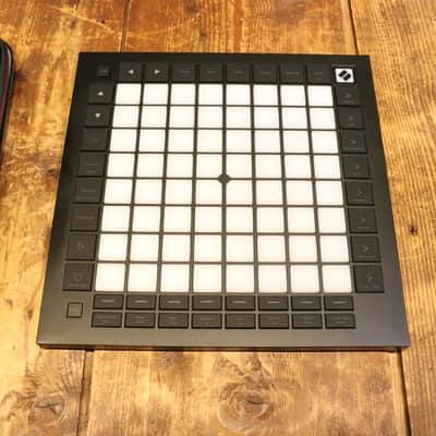 Immagine Novation Launchpad Pro MKIII Pad Controller 2020 - Present - Black - 4