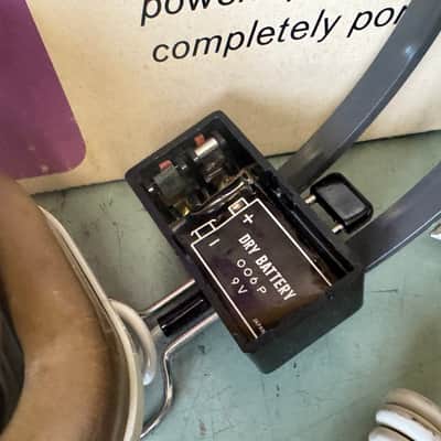 Royal Deluxe Solo Amp powered headphones for guitar 1970s image 6