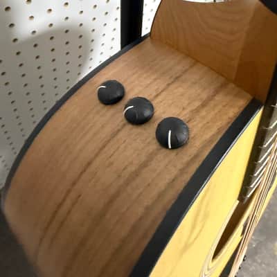 Taylor 114E 2007 - Present - Natural w/Case image 7