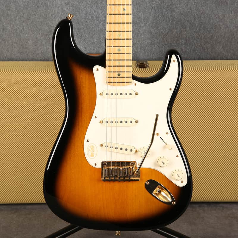 Fender American Deluxe 50th Anniversary Stratocaster - Sunburst - 2nd Hand