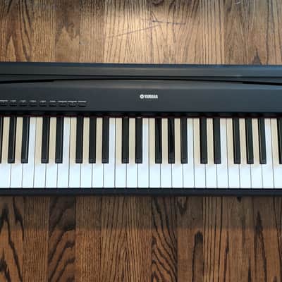 Yamaha P85 digital piano image 2