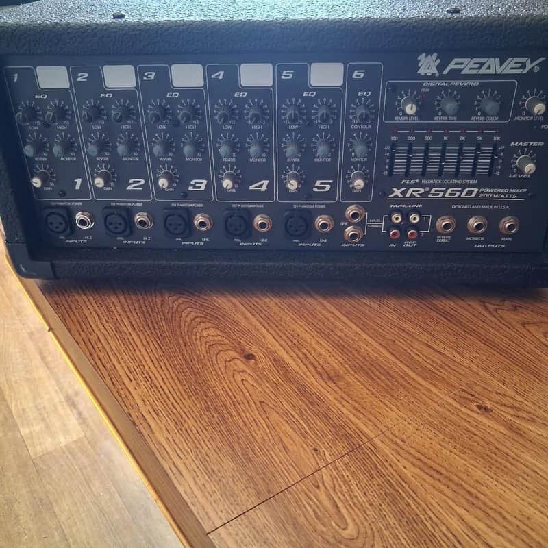 Peavey XR560 Powered Mixer image 1