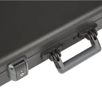 FENDER - Deluxe Molded Strat/Tele Case Black - 0996102306 image 4