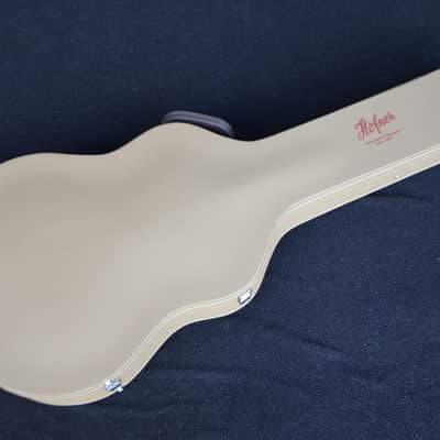 Hofner Semi-Hollow case * Fits ES-335 models and many others! * Integrated hygrometer & climate control * HIGHEST QUALITY HANDMADE IN GERMANY! * List=389€ * image 2