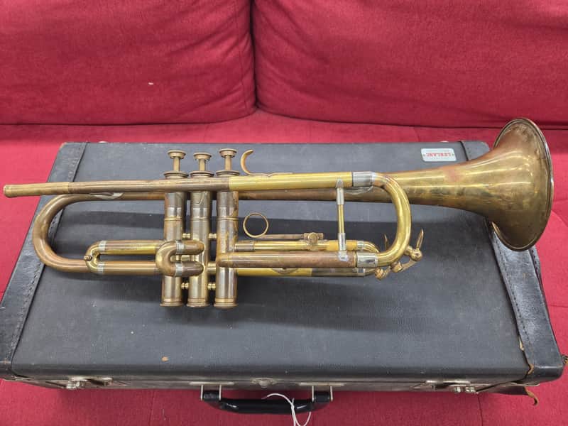 Noblet Trumpet - Brass image 1