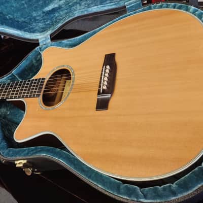 *New!*Martin  MC2-28 1988 Natural ( rarest of rare)  M2C-28 image 16